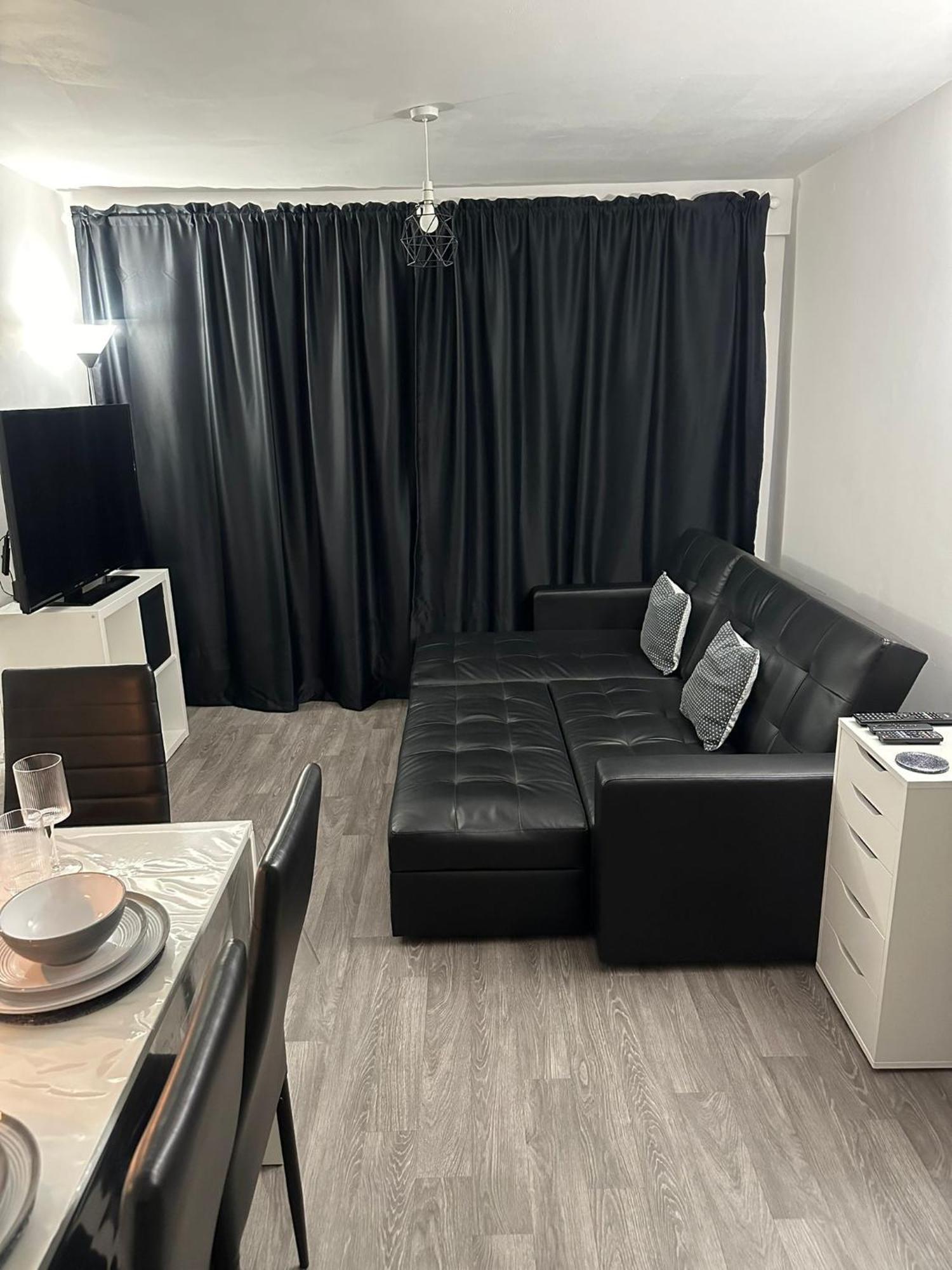 Apartamento ˈpesfəl Londres Exterior foto